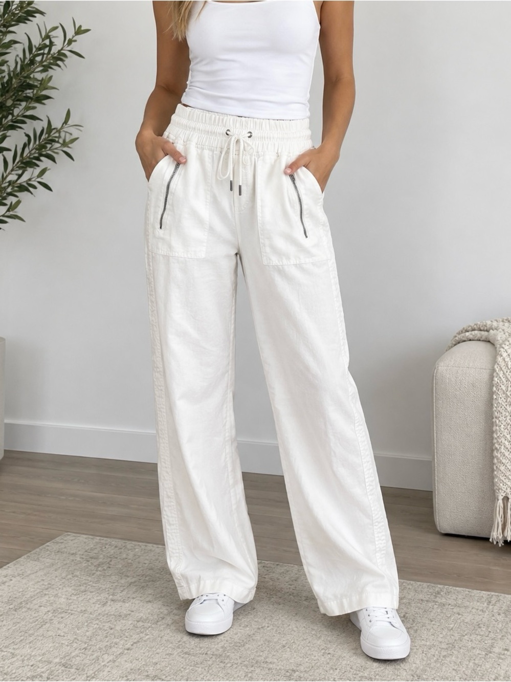 Athleta Cabo Linen Wide Leg Pants Women’s Size 4 White 100% Linen Drawstring